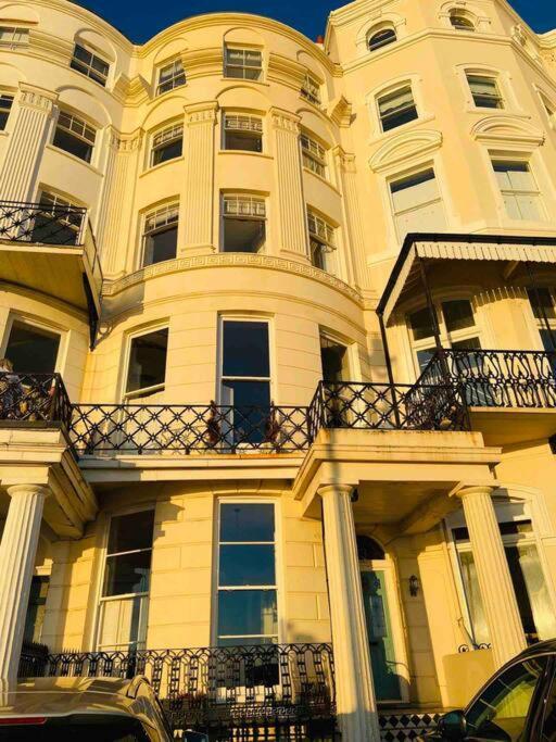 Stunning Seafront Apartment Hove Exterior foto